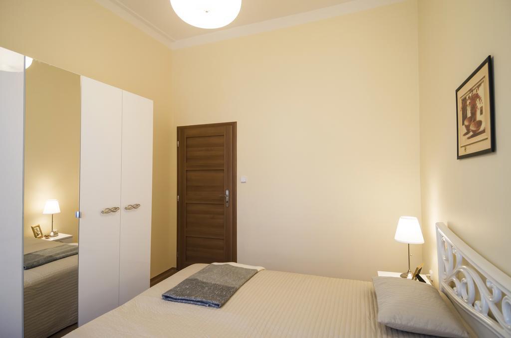 Apartment Za Poricskou Branou Prága Kültér fotó
