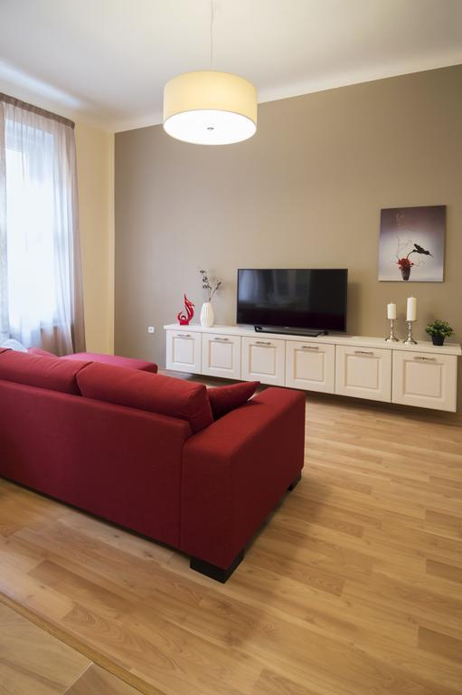 Apartment Za Poricskou Branou Prága Kültér fotó
