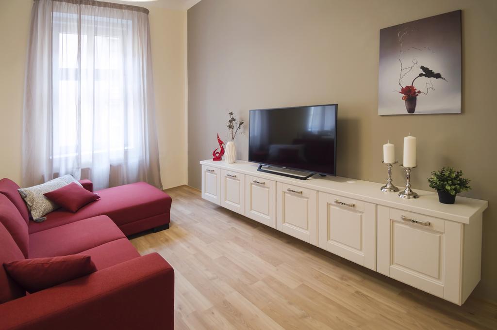 Apartment Za Poricskou Branou Prága Kültér fotó